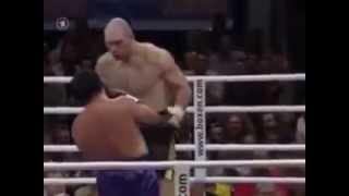 nikolai valuev quotrussian giantquot highlights [upl. by Leamaj]