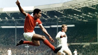 Eusébio Best Goals amp Skills [upl. by Eirallih]