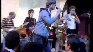 Jilted Johns First TOTP Appearance [upl. by Doscher]