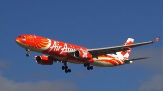 Arrivals at Melbournes Tullamarine Airport [upl. by Hannahoj]