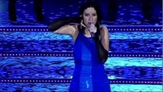 Laura Pausini  Se Fue live [upl. by Lindsey]